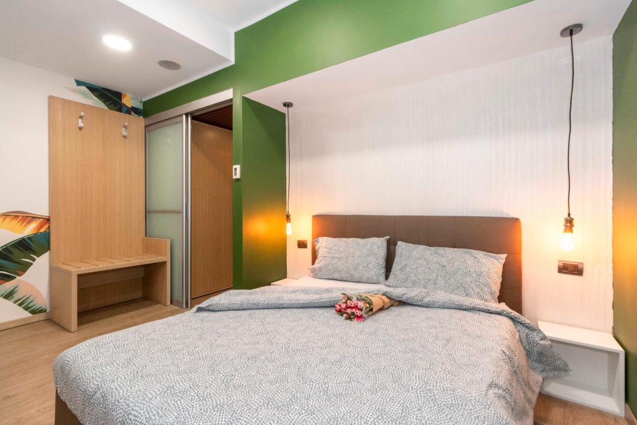 Enjoy Room- Appartamento Con Parcheggio Gratuito E Colazione Deliziosa ! Турин Экстерьер фото